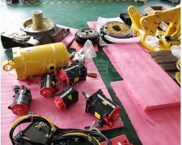 發(fā)那科機(jī)器人R-2000iC本體拆機(jī)件銷(xiāo)售：電機(jī)、減速器、平衡缸……